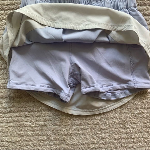 Lululemon Breeze By Skirt Lavender Size 2 - Picture 5 of 8
